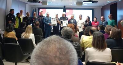 Prémio atribuído pelo trabalho feito fora do hospital.