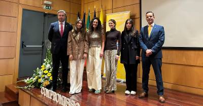 Na cerimónia quatro recém-inscritas receberam a declaração de compromisso dos médicos veterinários, sendo elas, Catarina Neves, Alice Cabral, Vitória Caldeira e Marta Marques.