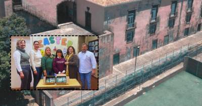 Junta da Ponta do Sol assinala Páscoa com entrega de amêndoas na Escola da Lombada