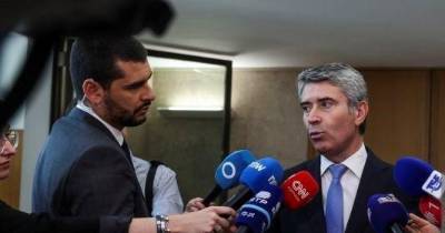 Carneiro pede a Montenegro que intervenha em relação a estudantes vindos da Ucrânia