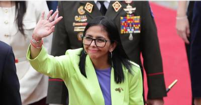 Venezuela: Delcy Rodríguez promete segurança para investimentos dos EUA