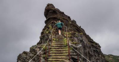 Espera-se céu geralmente muito nublado.