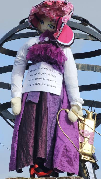 Festa dos Compadres já anima Santana com sátira e humor