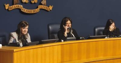 Primeiro-ministro acusou receção dos votos de protesto contra mudanças no subsídio de mobilidade