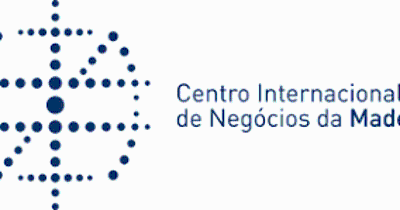 Estudantes de Universidade Checa visitam empresas do CINM