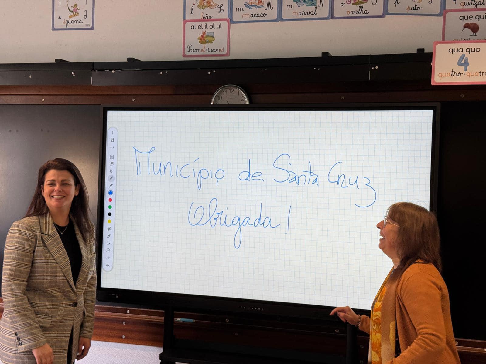 Santa Cruz reforça limpeza urbana e adquire equipamentos escolares