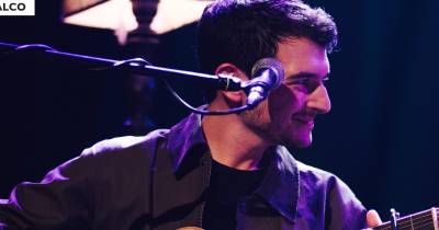 Feira do Livro do Funchal arranca com Tiago Sena após ajustes na programação devido ao mau tempo