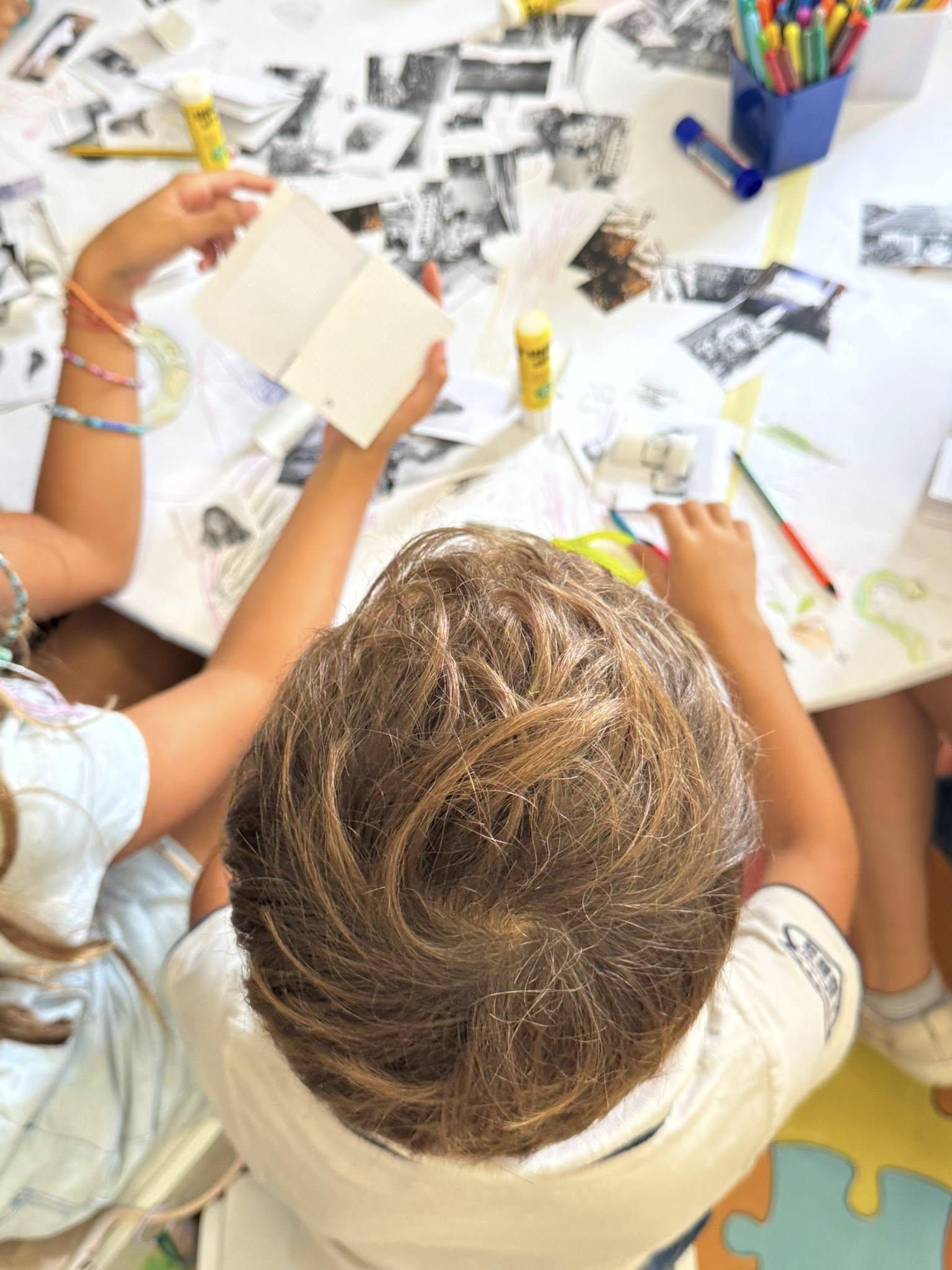 Centenas de crianças passaram pelas oficinas criativas em Santa Cruz