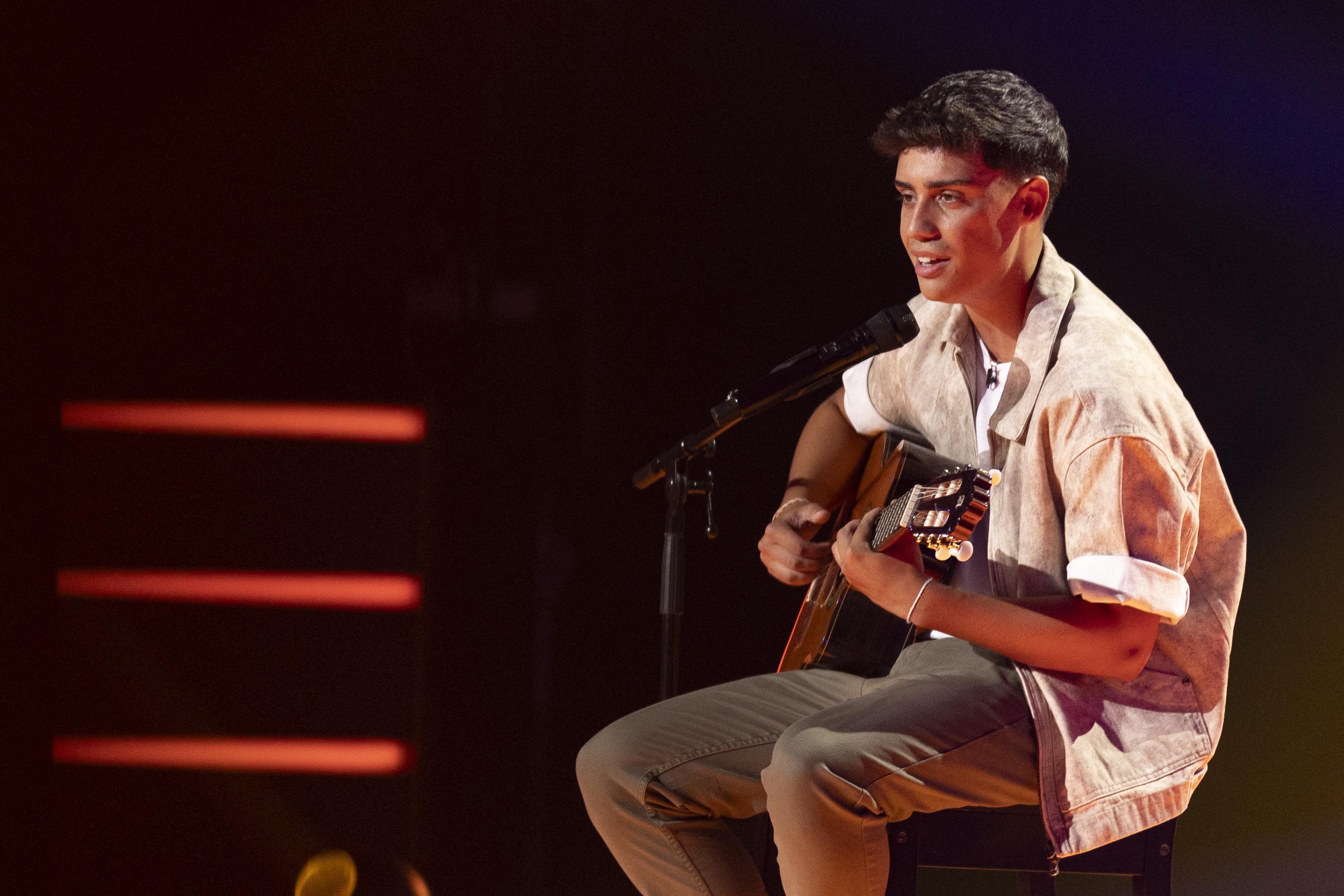 Júlia Ochôa volta ao ‘The Voice’ e conquista todos os mentores (com vídeo)