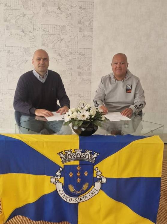 Coletividades do Caniço e de Santa Cruz ‘ganham’ condições para a prática de padel