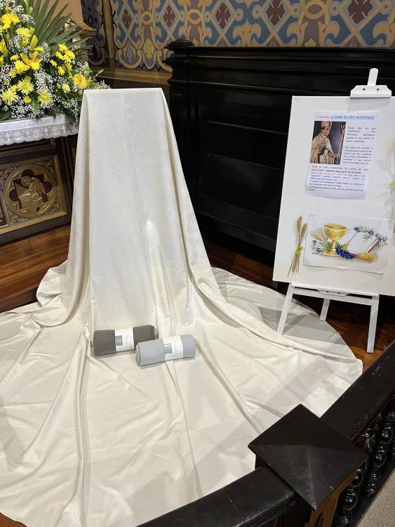 Campanha ‘A Capa de São Martinho’ angaria agasalhos e bens alimentares