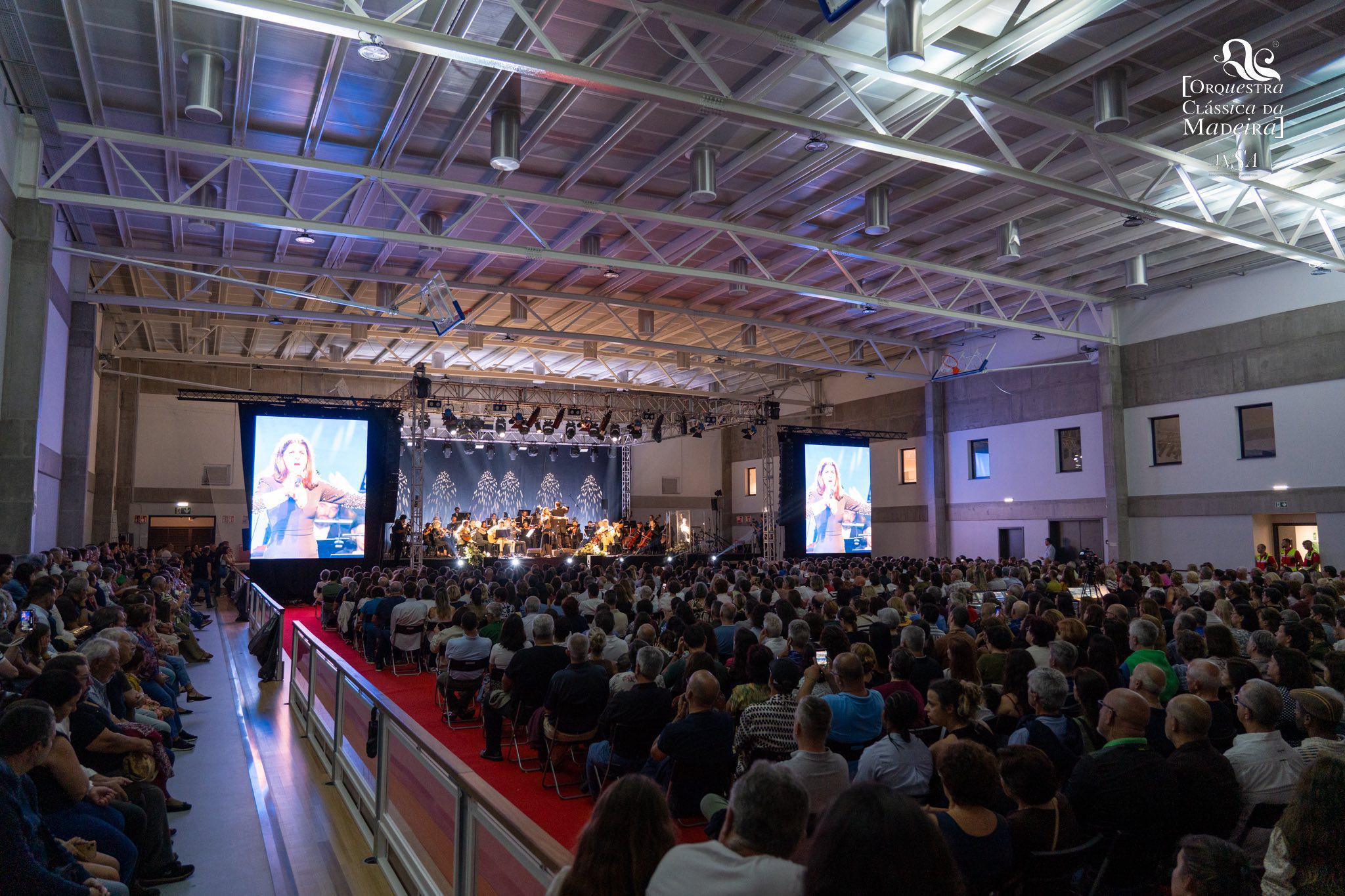 Cuca Roseta partilha fotos do concerto da Autonomia: “Muito obrigada Madeira”