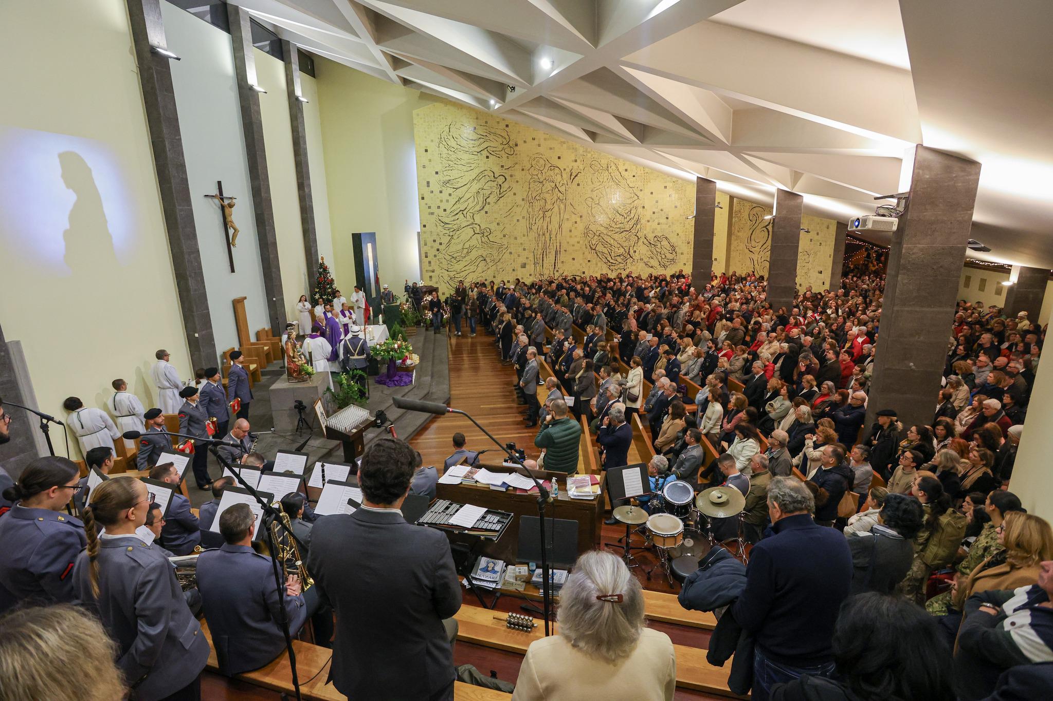 Ministra do Trabalho inicia agenda na Madeira na Missa do Parto da Nazaré