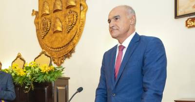 “Entendemos que aquilo é a responsabilidade dos diferentes organismos regionais na saúde está a ser cumprindo”, considera autarca do Funchal.