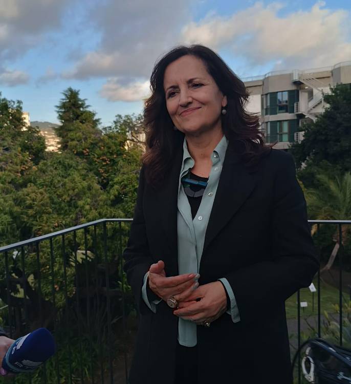 Ministra reúne-se e celebra protocolo com a Federação das Confrarias