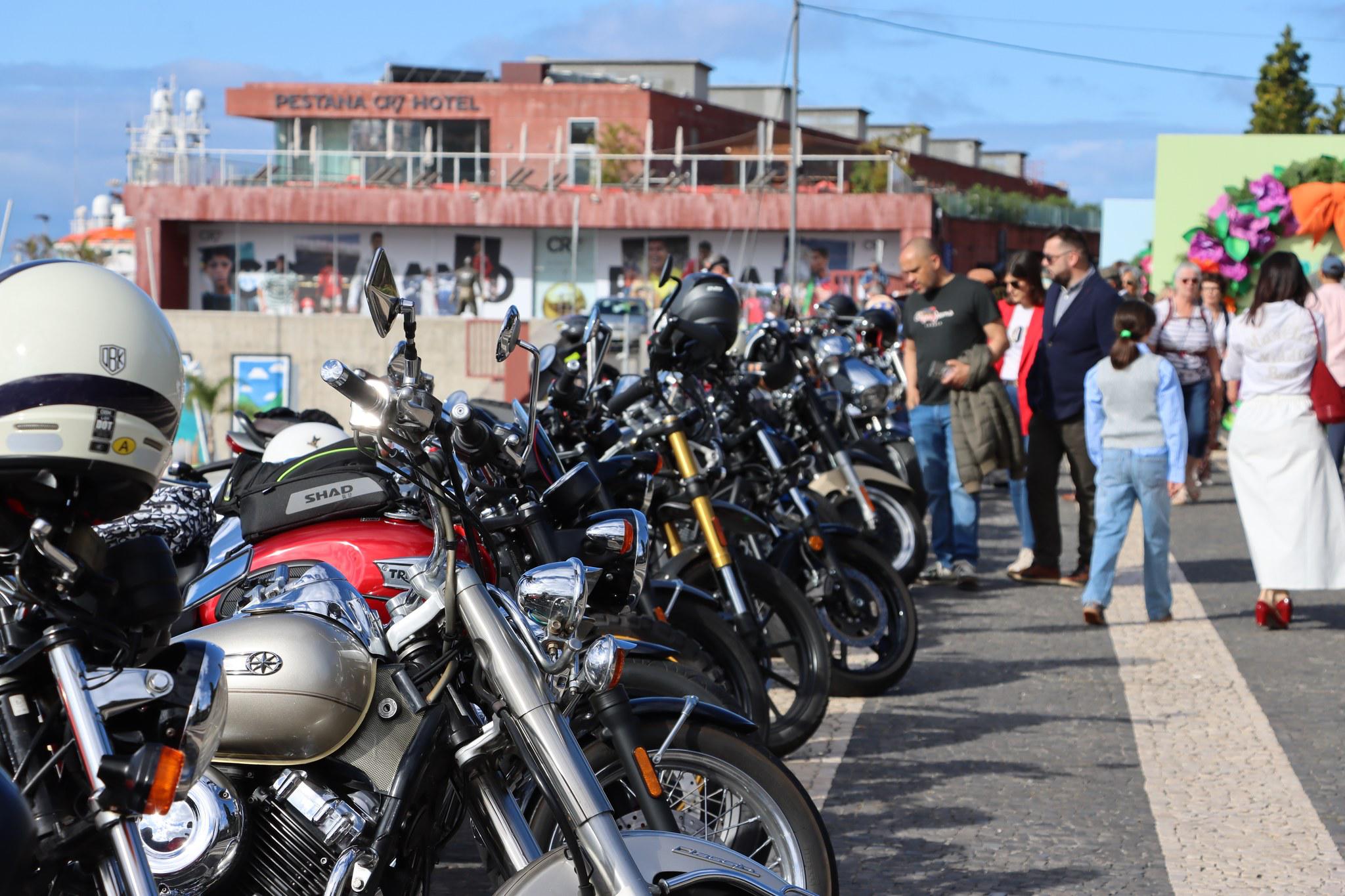 Veja as fotos que ilustram a 10.ª edição regional do Distinguished Gentleman’s Ride Funchal