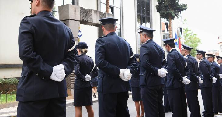 Numa informação hoje divulgada, a PSP salienta que a investigação publicada na revista Healthcare “analisou a saúde cardiovascular e metabólica, bem como a qualidade de vida relacionada com a saúde, evidenciando uma presença significativa de fatores de risco que coloca esta população profissional numa posição de particular vulnerabilidade”.