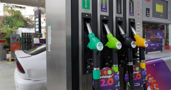 Combustíveis baixam de preço na próxima semana