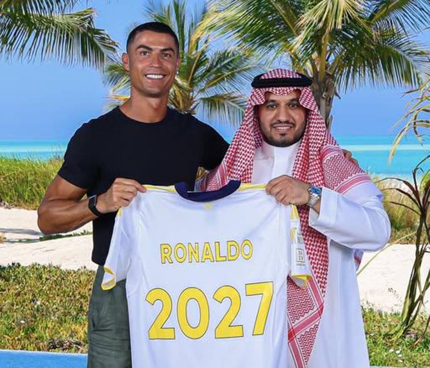 Cristiano Ronaldo renova pelo Al Nassr
