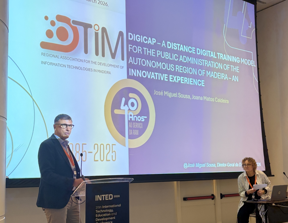 DTIM apresenta modelo de formação inovador em conferência internacional