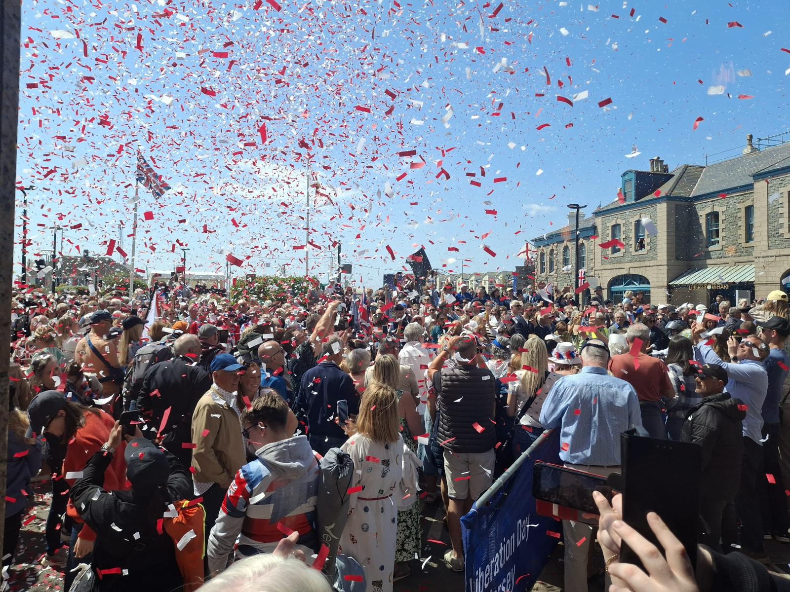 Madeira representada nas celebrações dos 80 anos da Libertação das Ilhas do Canal