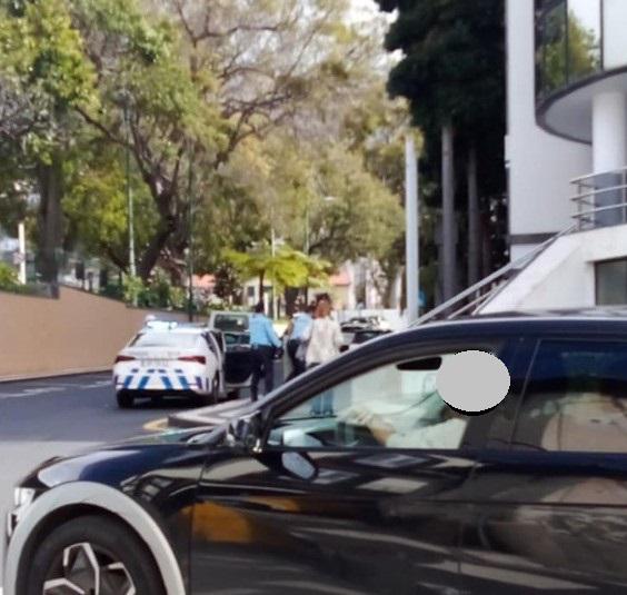 Homem está calabouços da PSP.