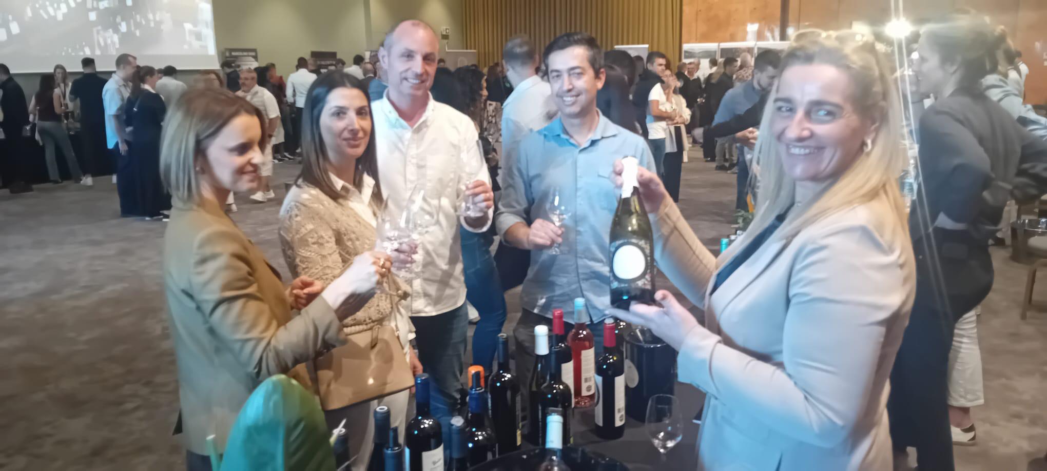 A boa disposição tem sido uma constante.