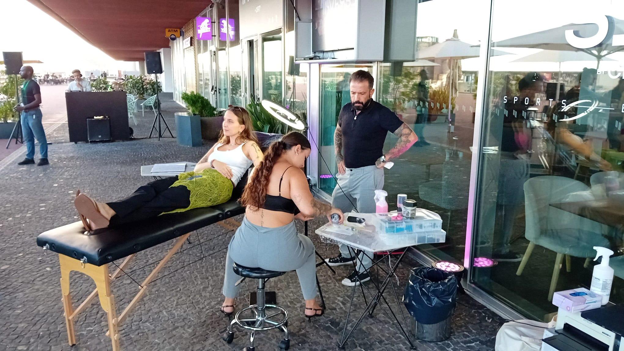 Nélson Caires Tattos no Sports Bar de Cristiano Ronaldo no Hotel CR7