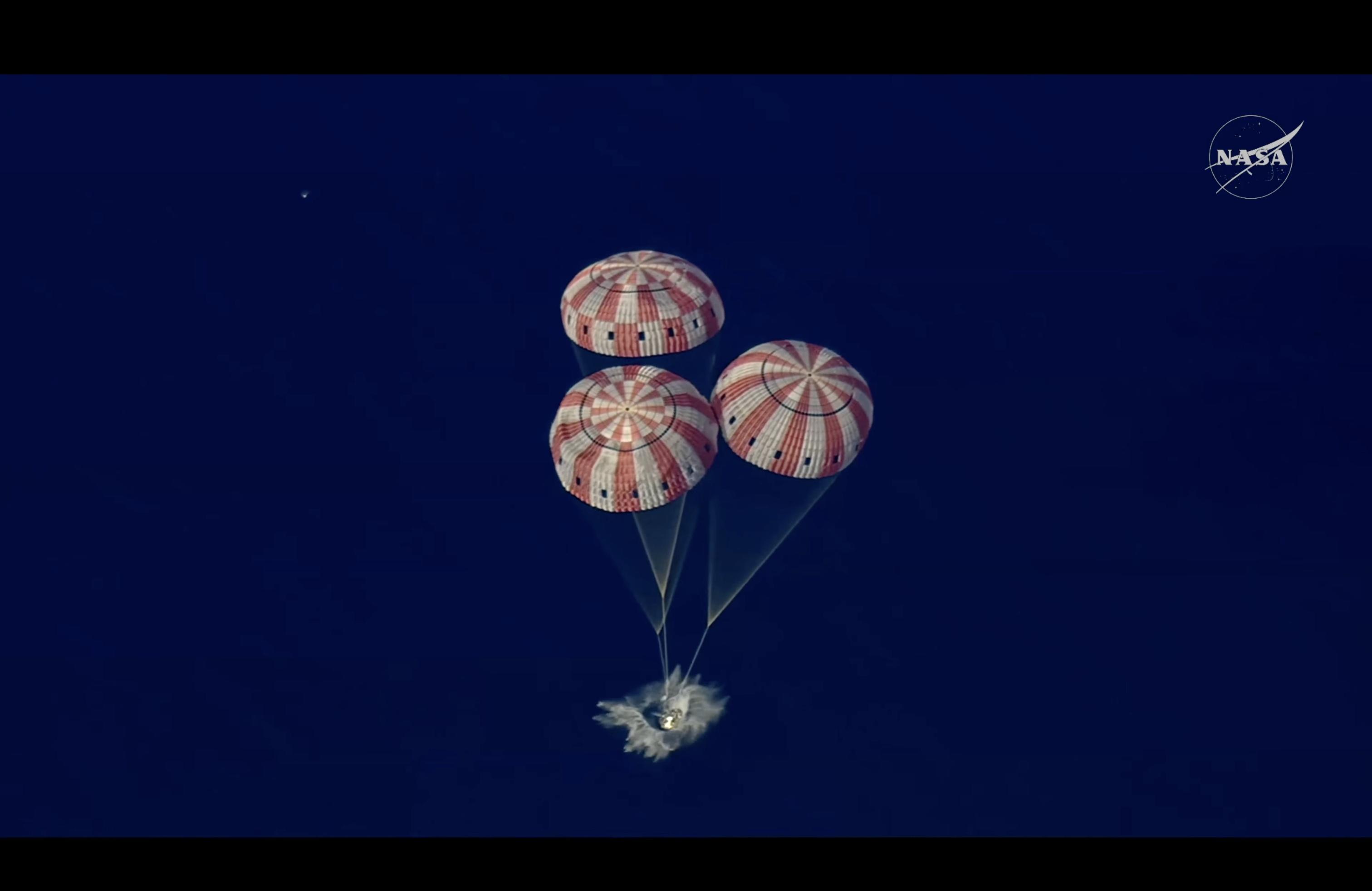 Artemis II conclui missão com sucesso meio século depois da Apollo. Veja as imagens