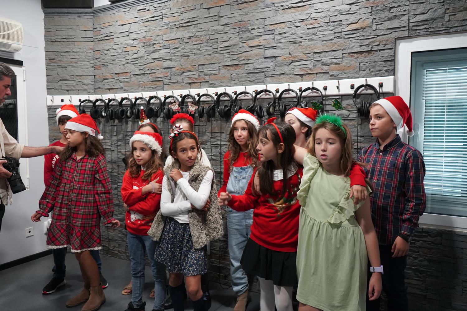 Conservatório lança videoclipe de Natal com solistas do Festival da Canção Infantil. Veja aqui