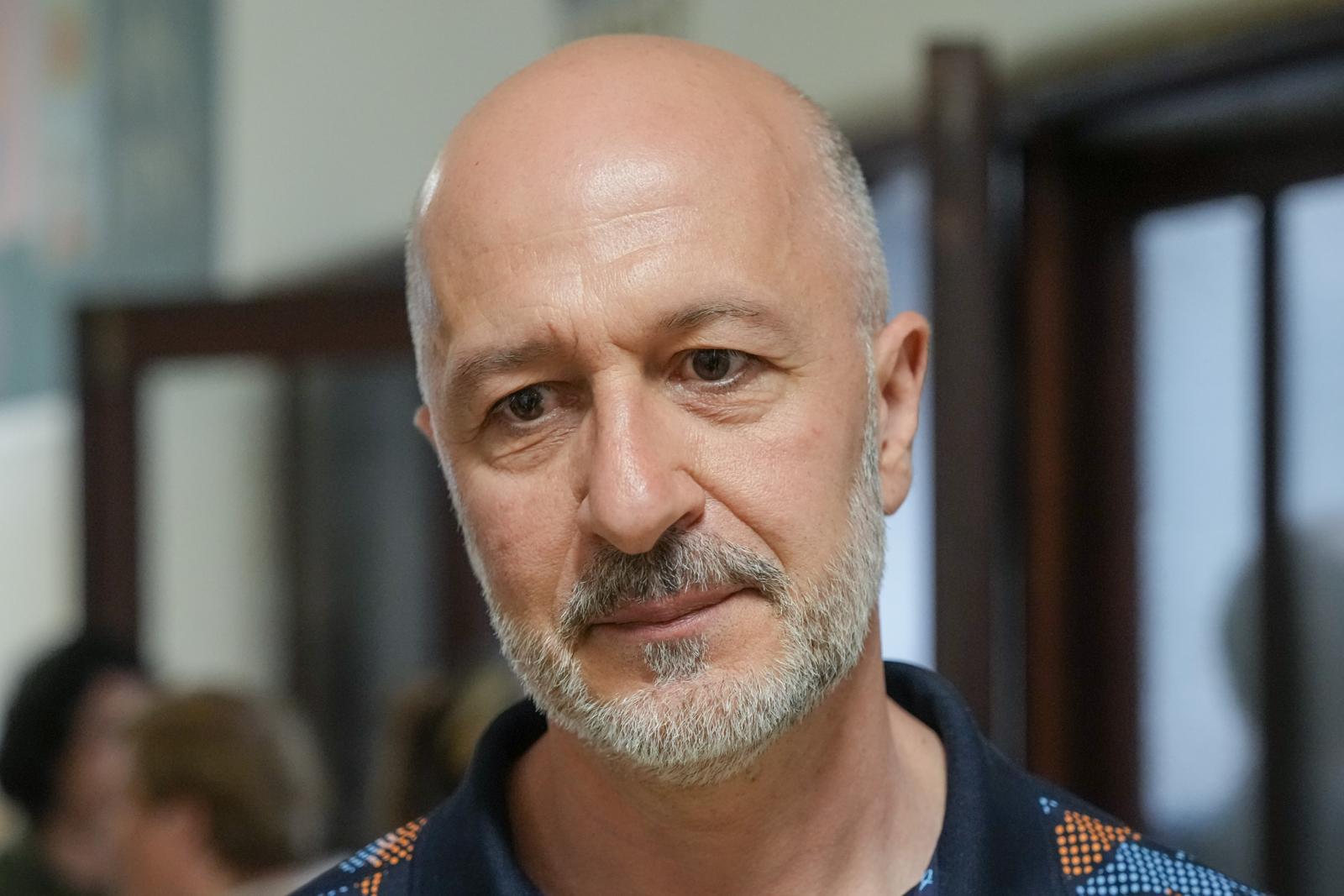Para o professor José Moniz, da Escola de São Vicente, mostrar aos jovens de uma zona mais isolada a “Europa maior” tem sido muito positivo para a autoestima e crescimento dos alunos.