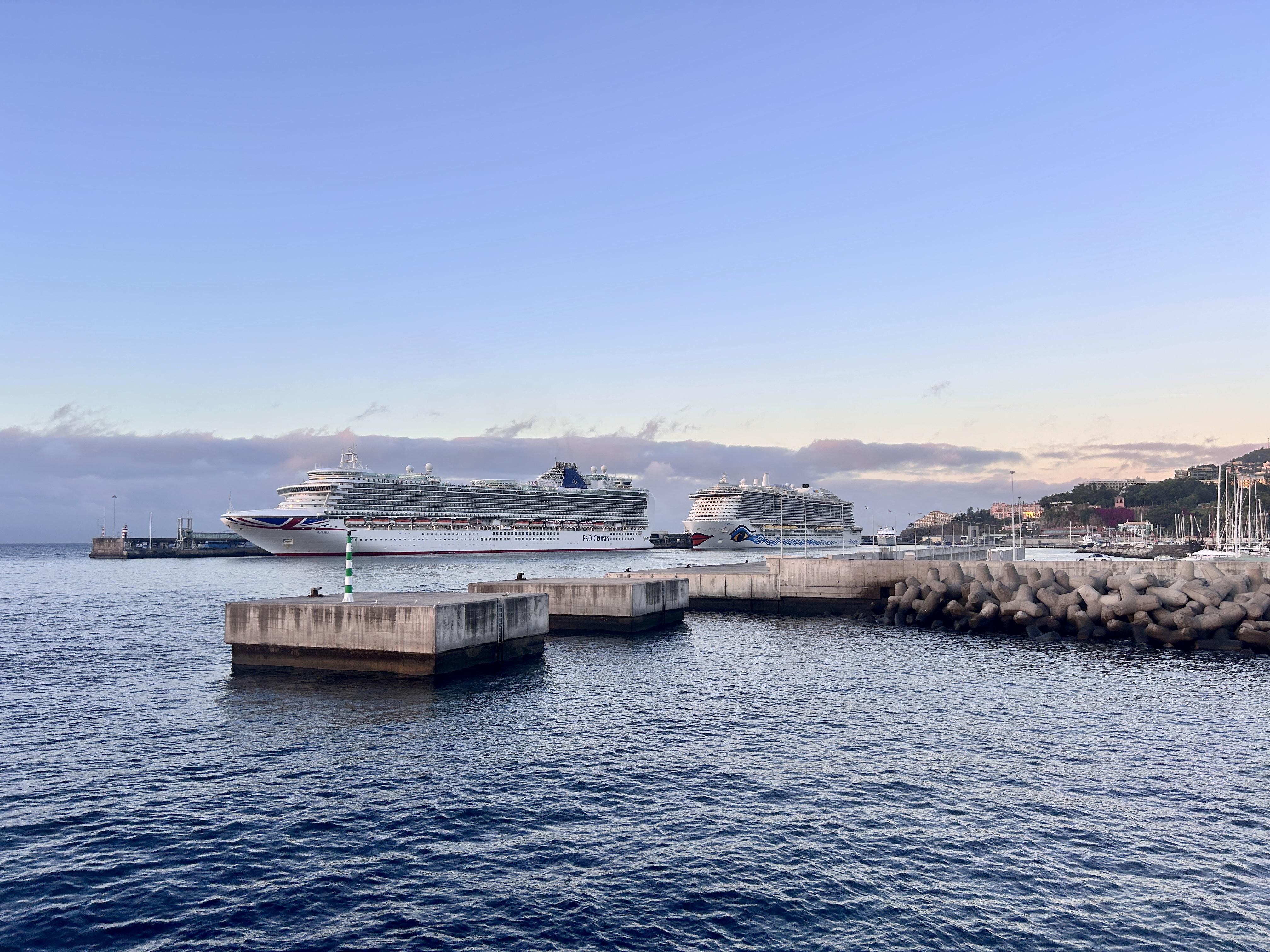 Dois navios movimentam mais de 11 mil pessoas no Porto do Funchal