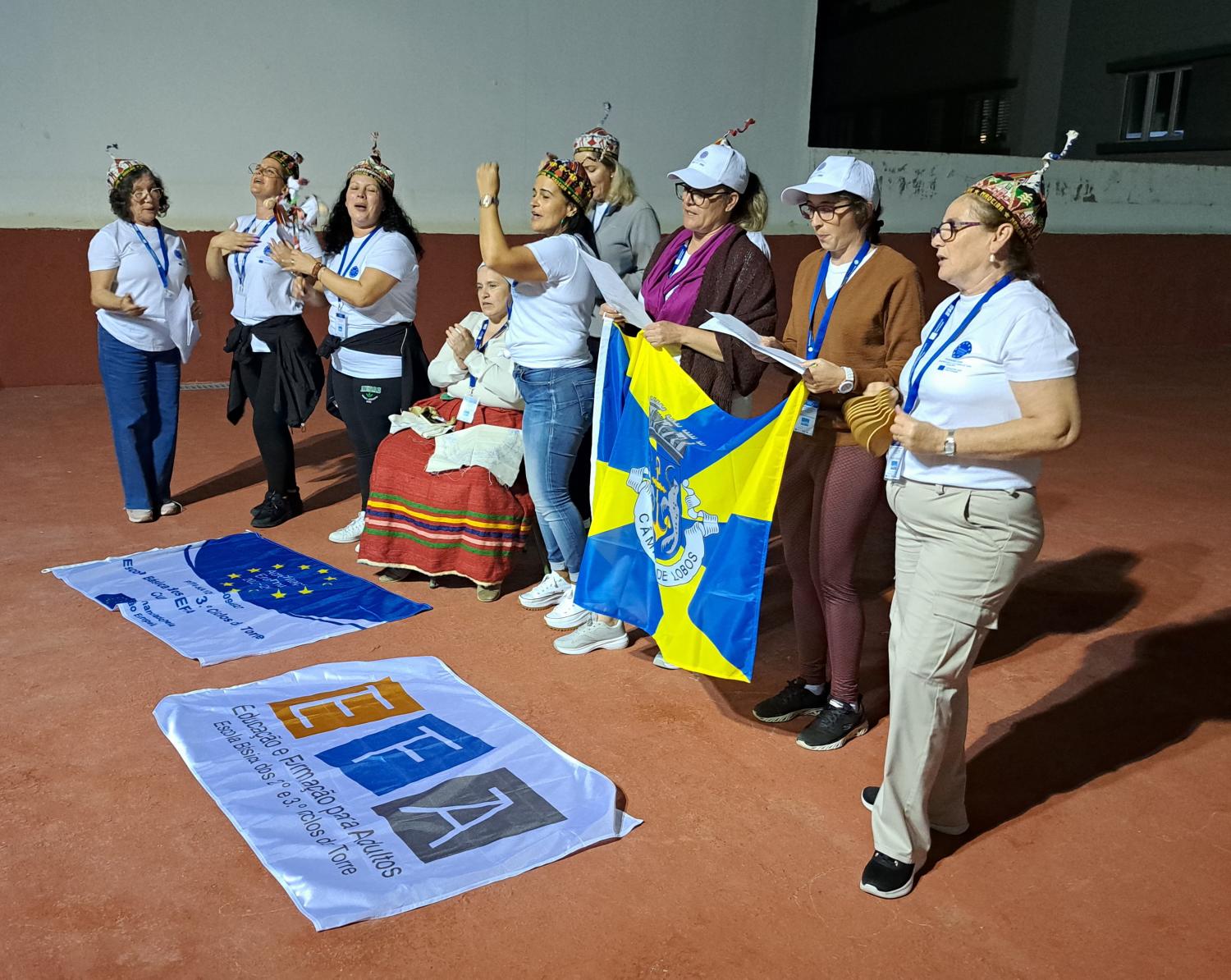 10 alunos de cursos de adultos da Torre visitam Canárias