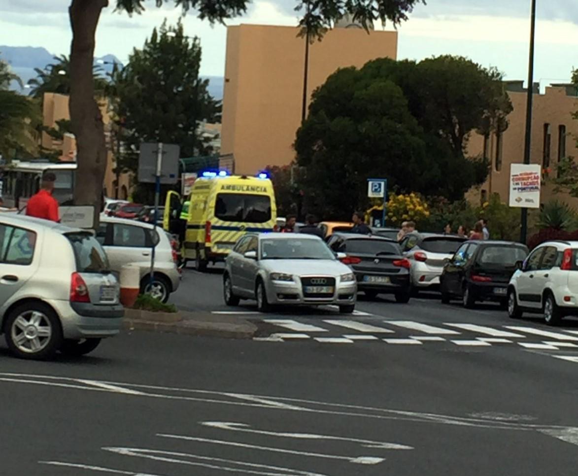 Vítimas foram transportadas ao hospital.