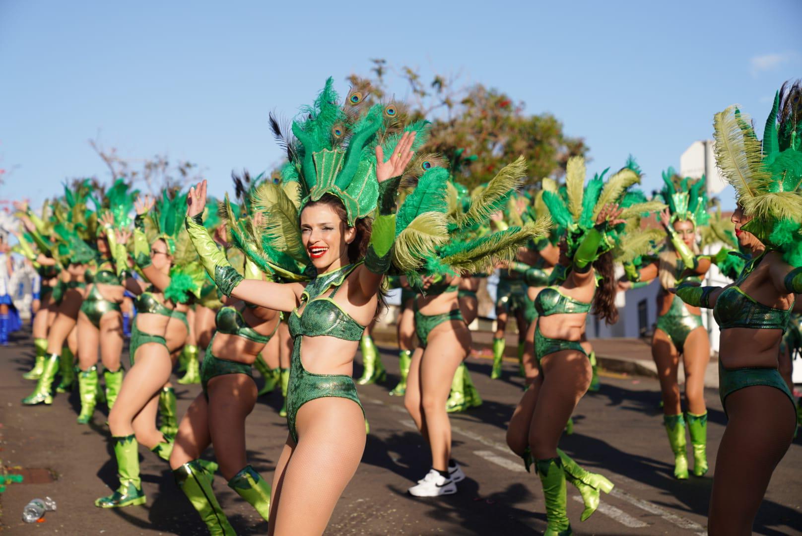 Muito furor, fitness e enigma no Carnaval de Santa Cruz com extraterrestres à ‘espreita’