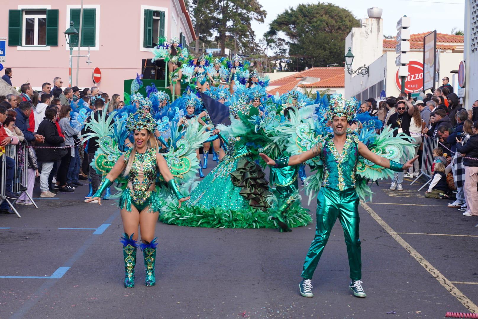 Muito furor, fitness e enigma no Carnaval de Santa Cruz com extraterrestres à ‘espreita’