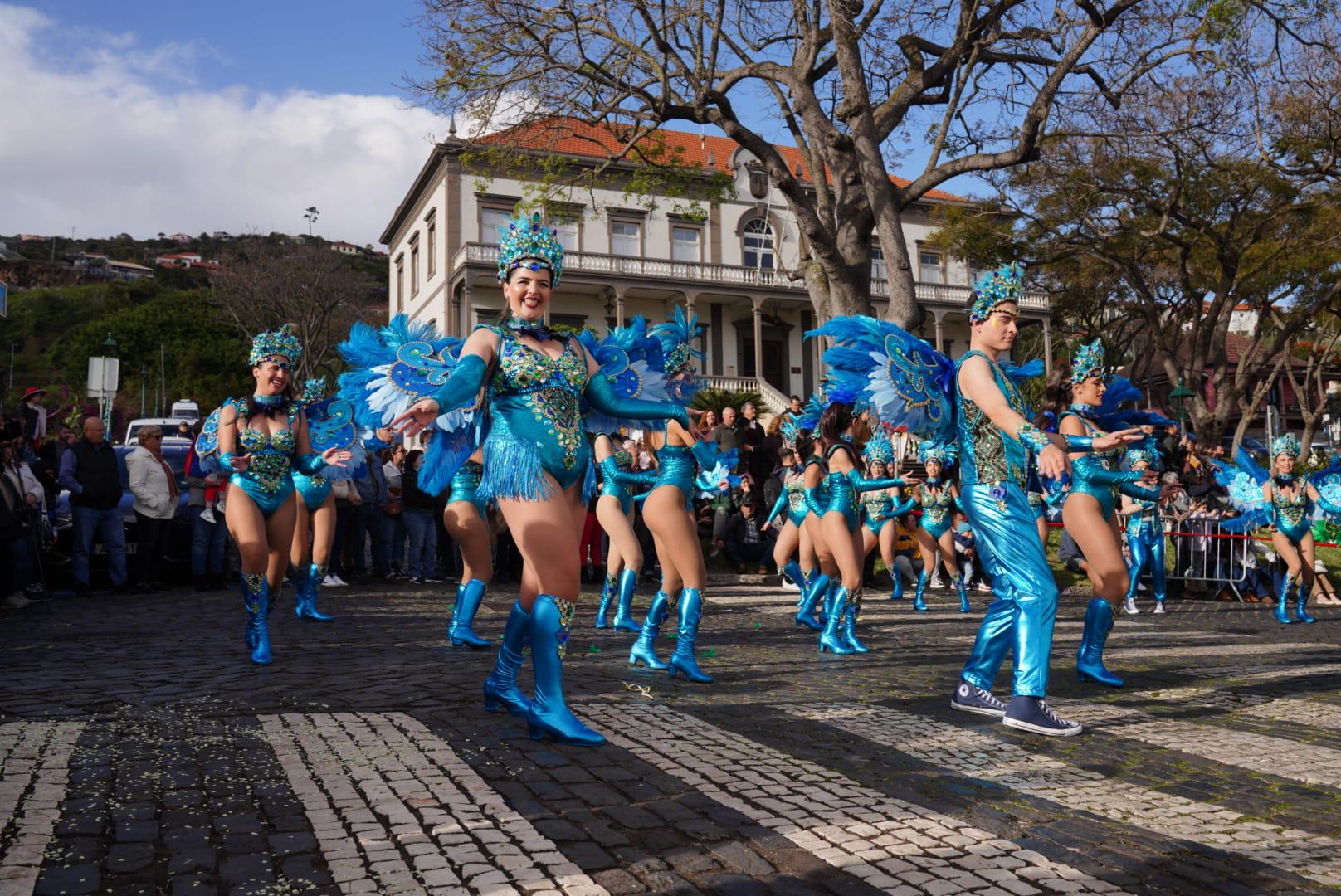 Muito furor, fitness e enigma no Carnaval de Santa Cruz com extraterrestres à ‘espreita’