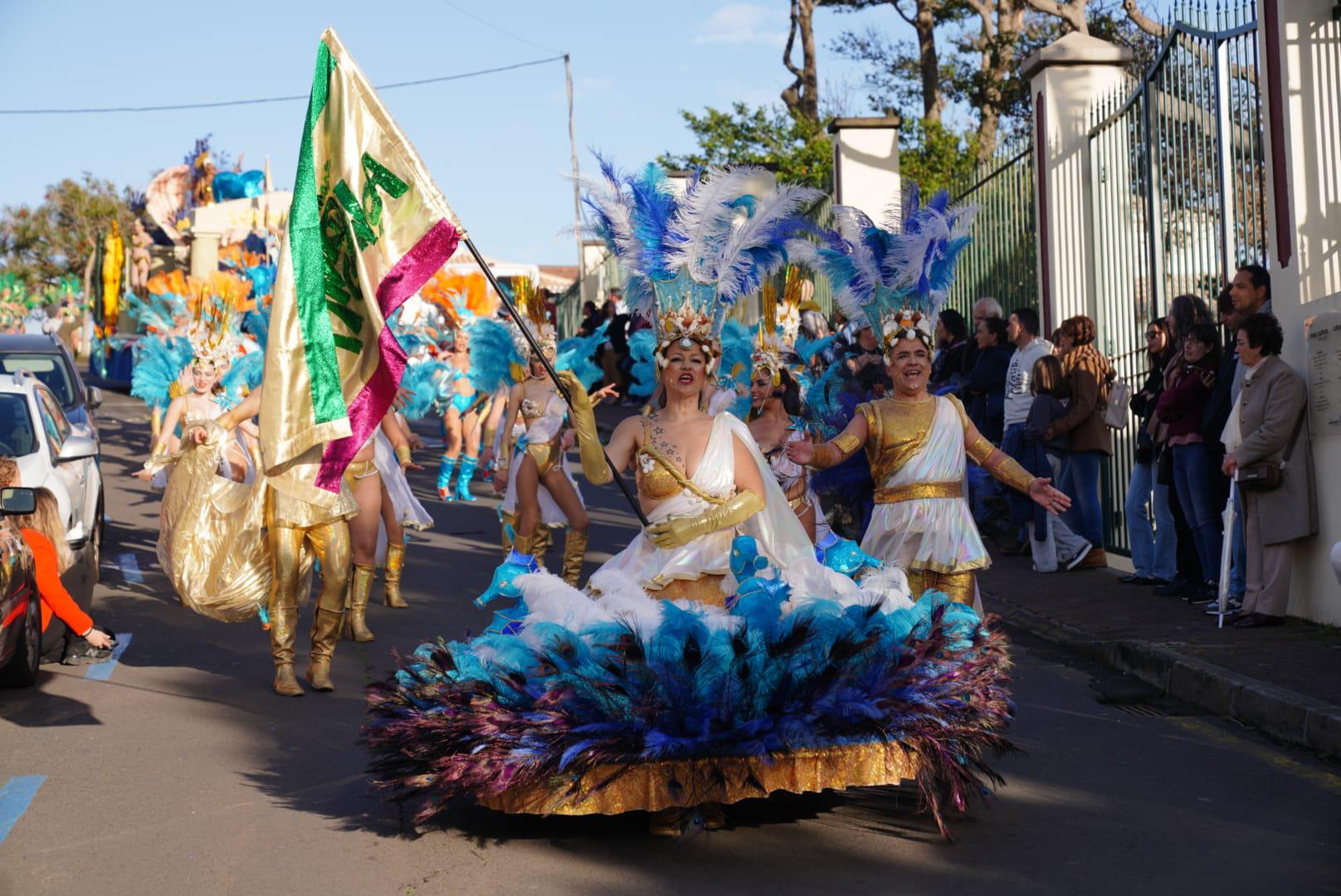 Muito furor, fitness e enigma no Carnaval de Santa Cruz com extraterrestres à ‘espreita’