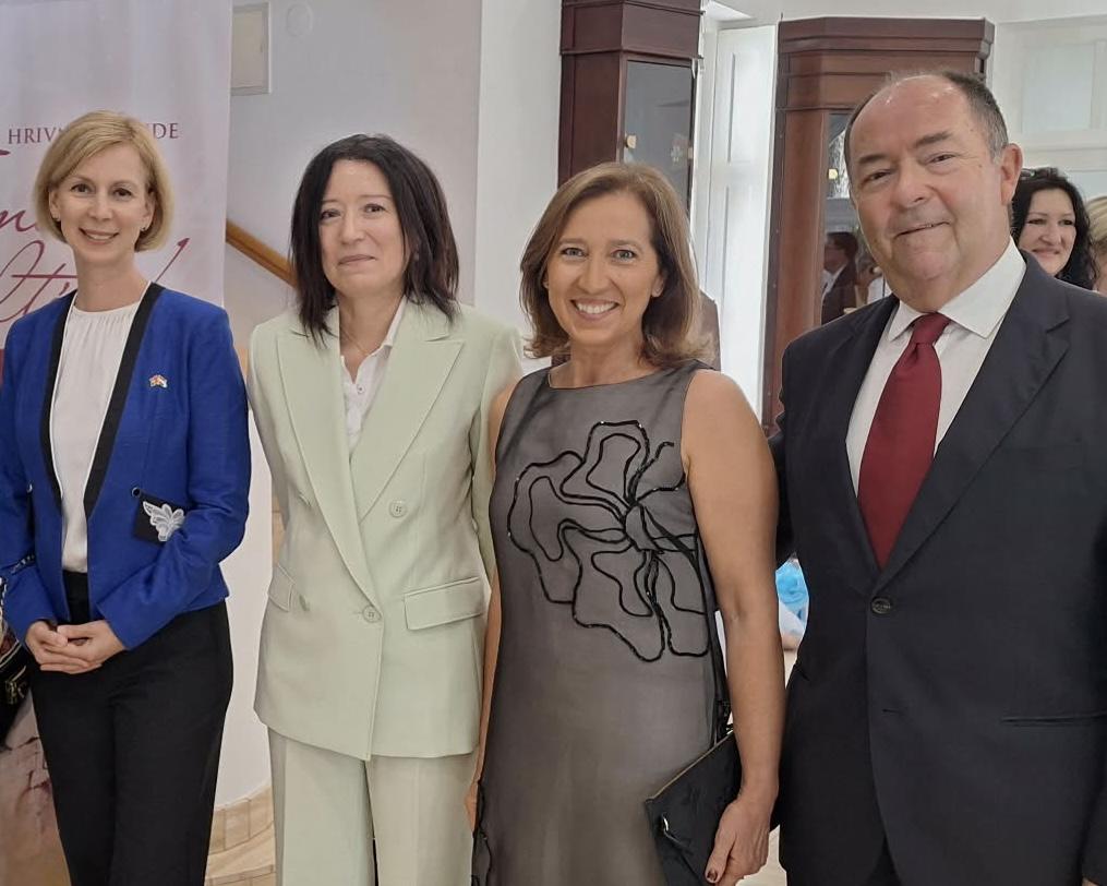Bordal leva Bordado Madeira à Hungria em exposição dedicada ao património têxtil europeu