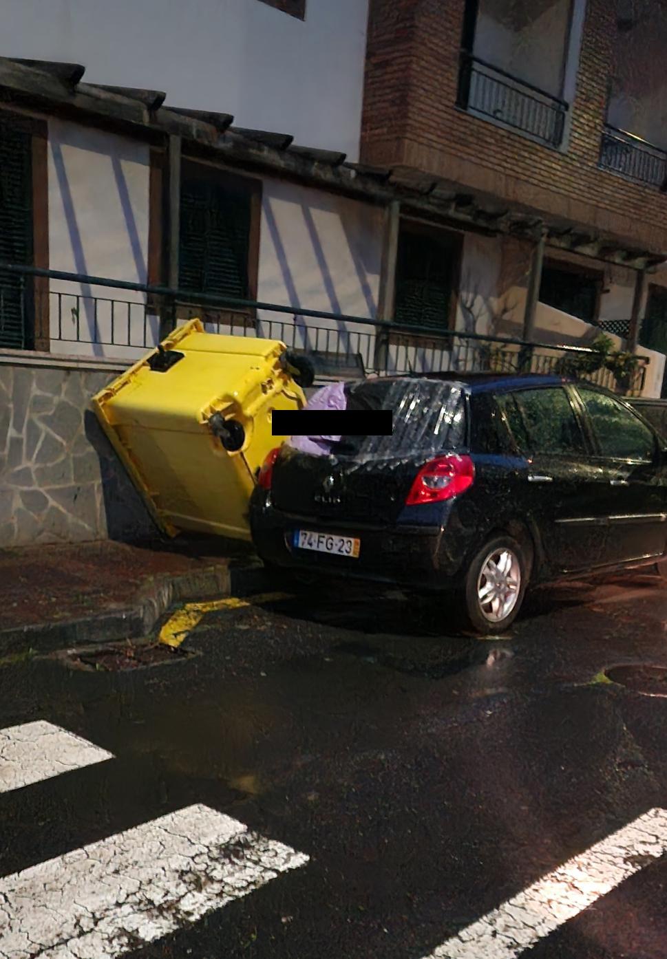 Temporal causa prejuízos na Ribeira Brava (com vídeos)