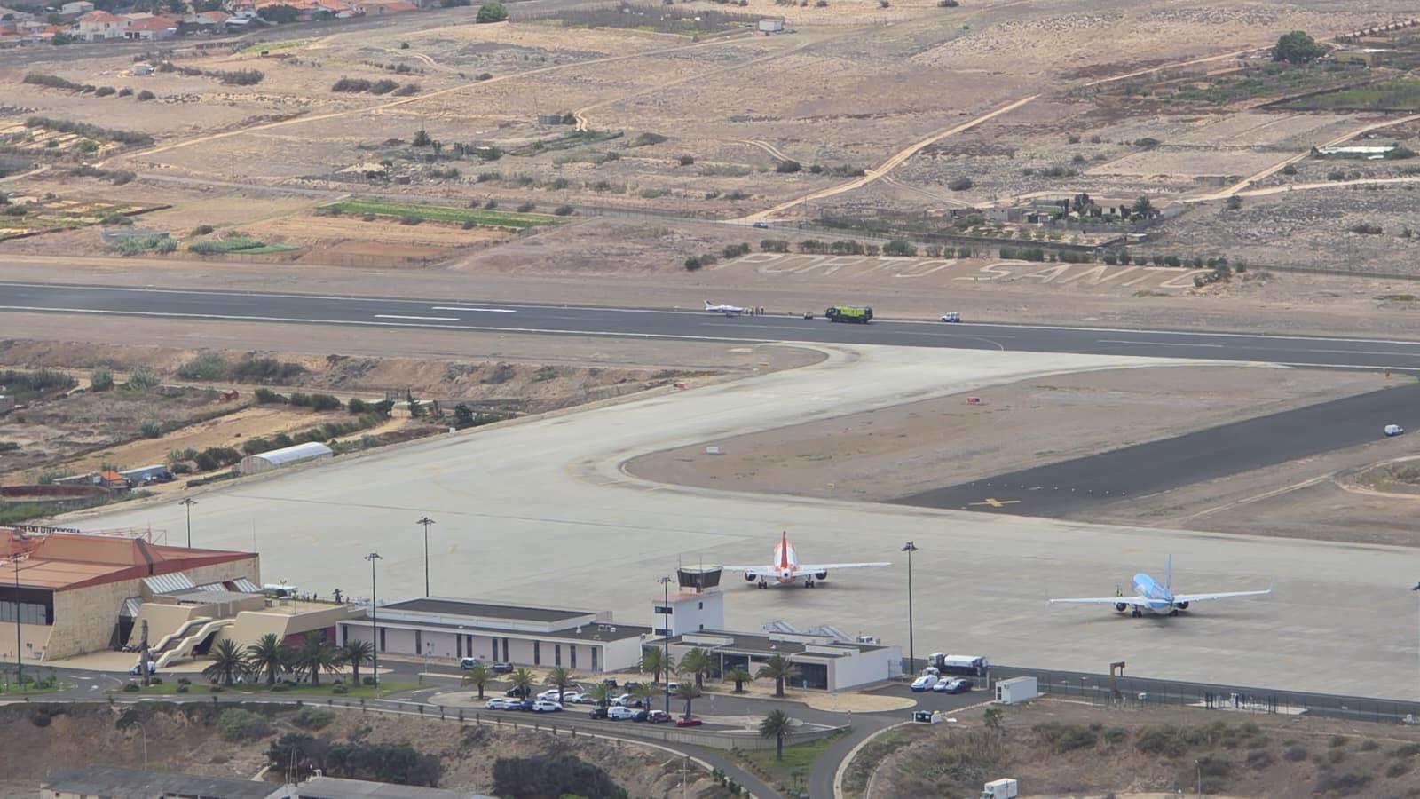 Pista do Aeroporto do Porto Santo encerrada devido a incidente com avião (com fotos)
