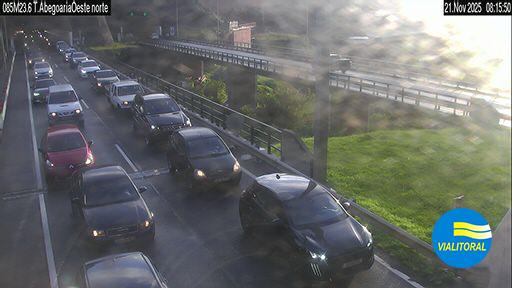 Acidente e tráfego intenso dificultam acesso ao Funchal pela via rápida