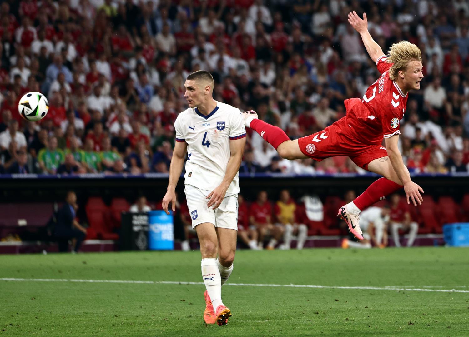 Euro2024: Dinamarca e Eslovénia nos oitavos de final