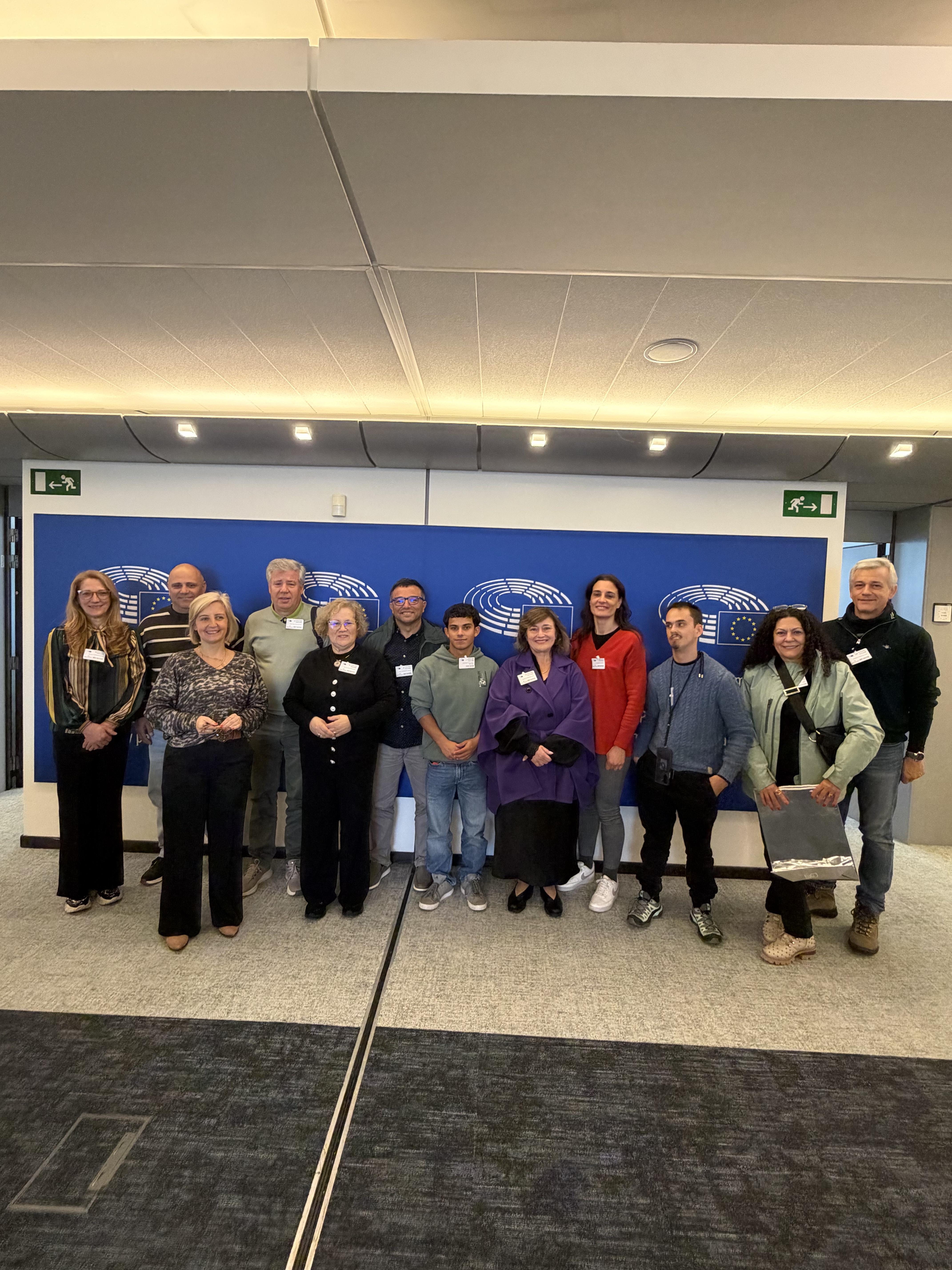 Professores e formandos do Caniço em mobilidade Erasmus+ na Bélgica