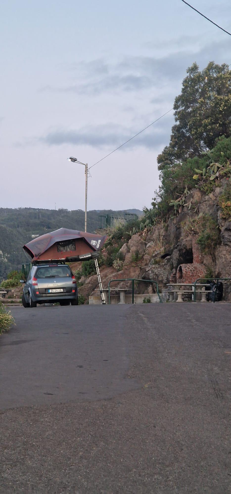 ‘Saga das tendas’ continua, desta vez em Machico (com fotos)