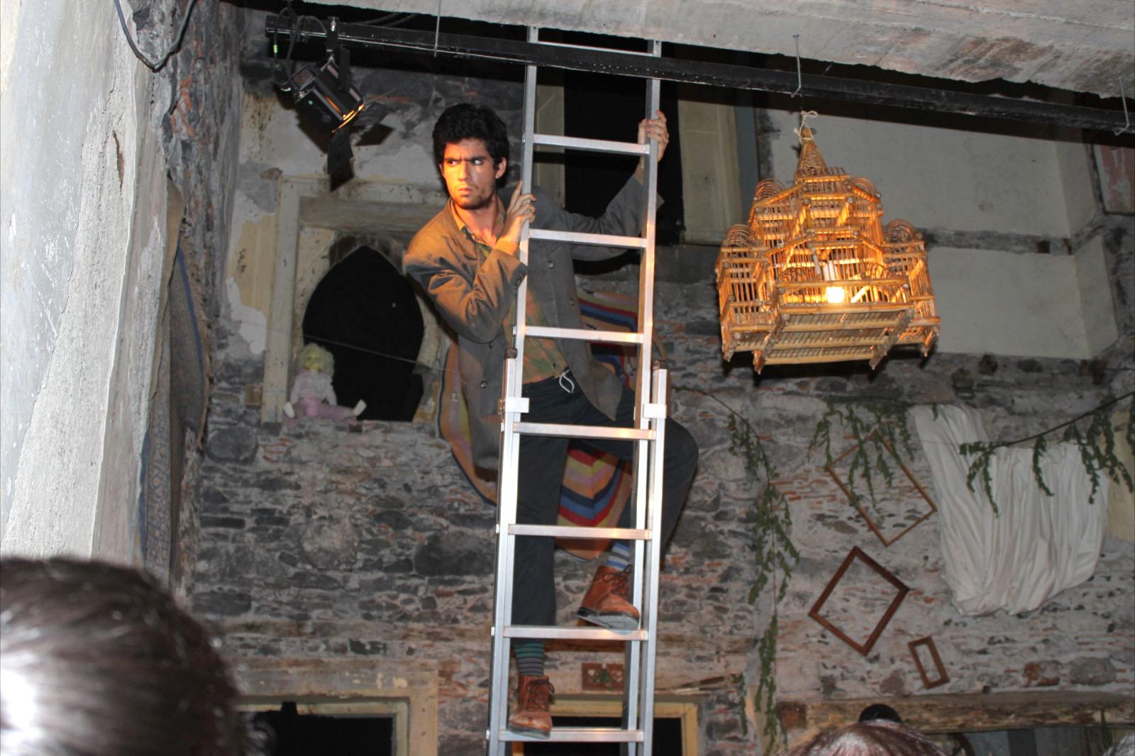 Perdidos e Achados: Casa, palco e laboratório de uma geração inquieta (com fotos)