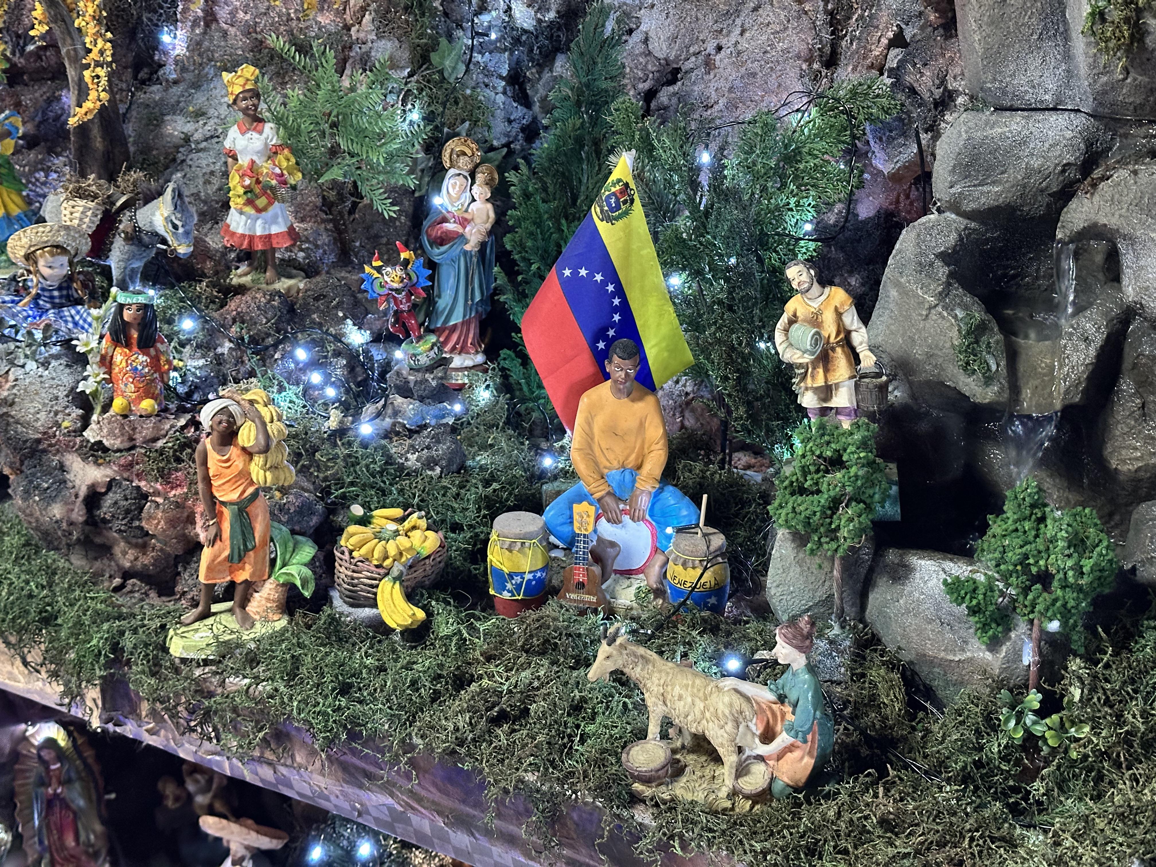 Há um megapresépio na Ribeira da Janela que dá a volta ao mundo