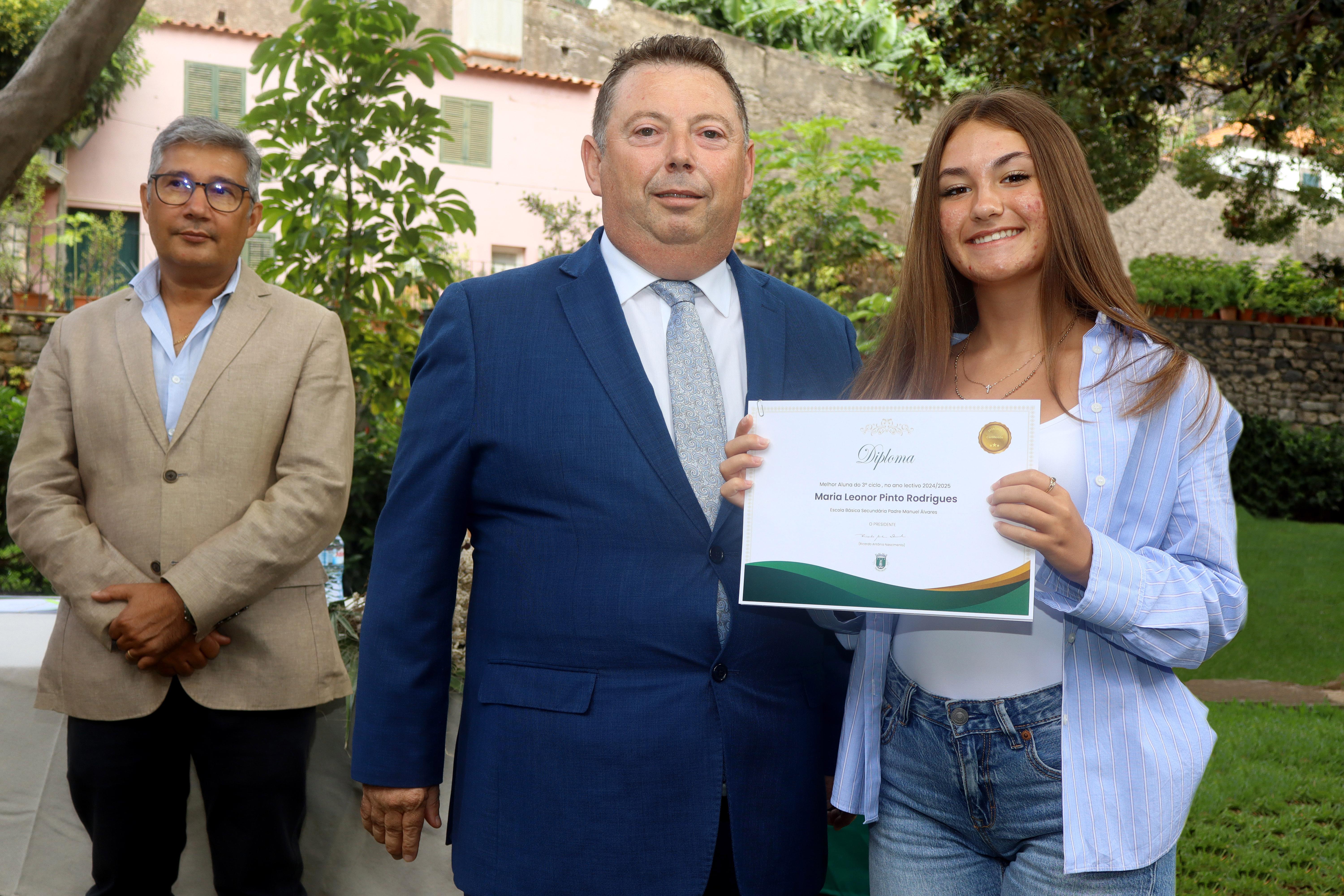 Ribeira Brava atribui prémios de mérito escolar