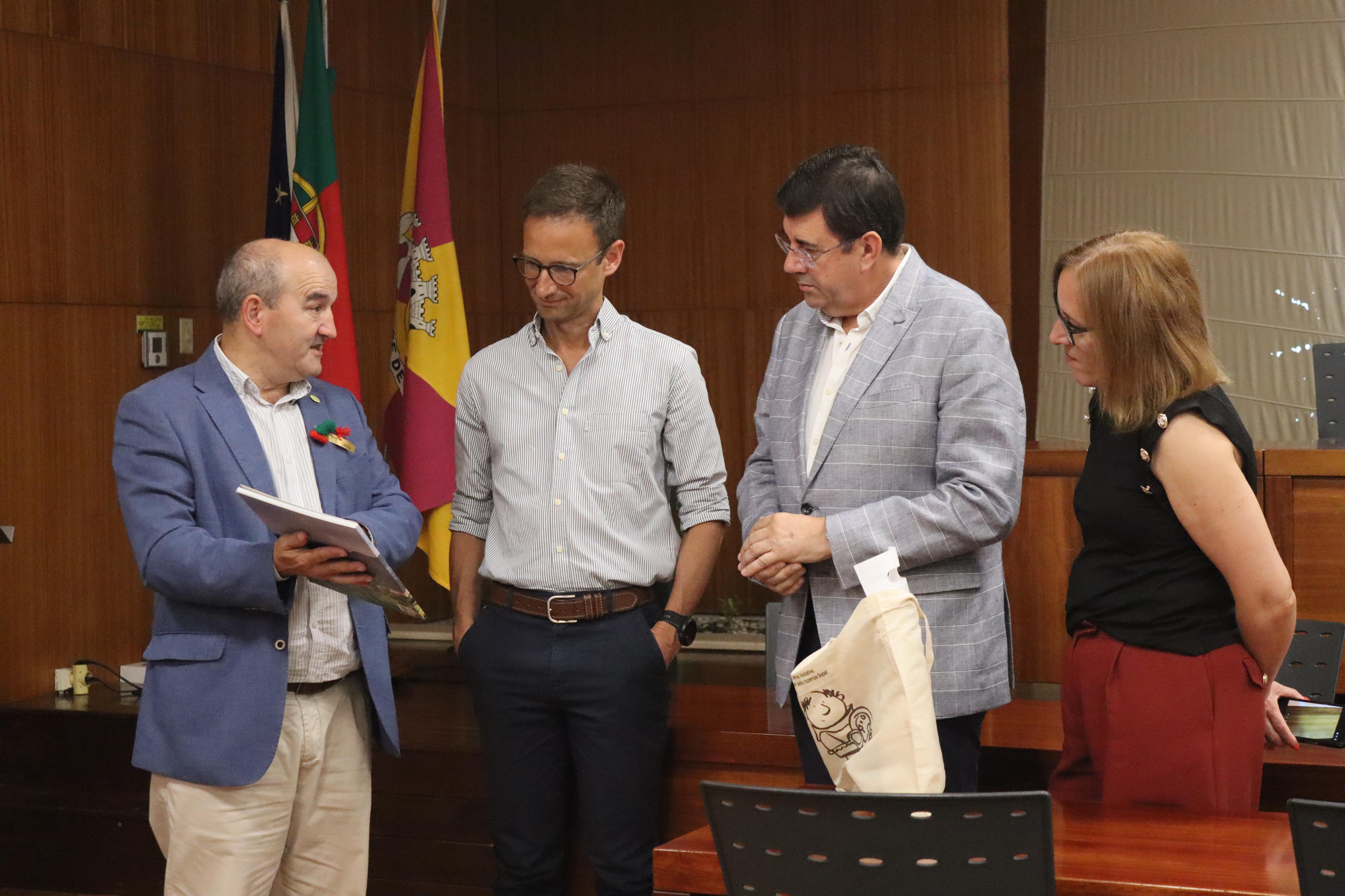 Grupo Coral de São Roque do Faial faz digressão a Almeirim em intercâmbio musical