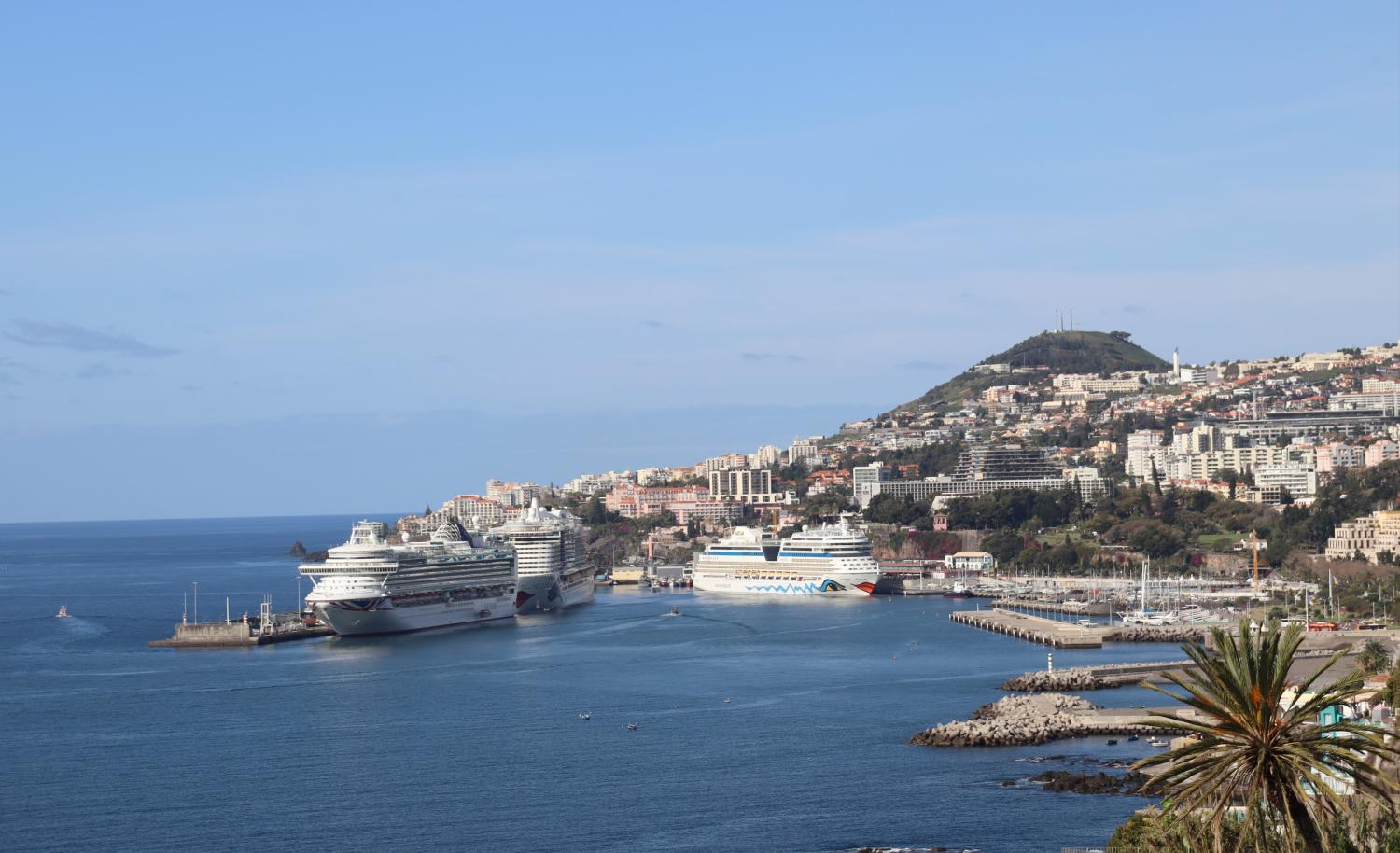 Três navios trouxeram quase 14 mil pessoas ao Funchal